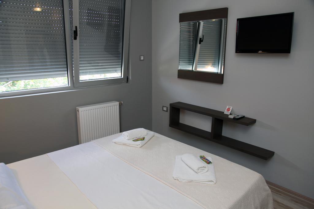 Silver House Hostel Čačak Zimmer foto